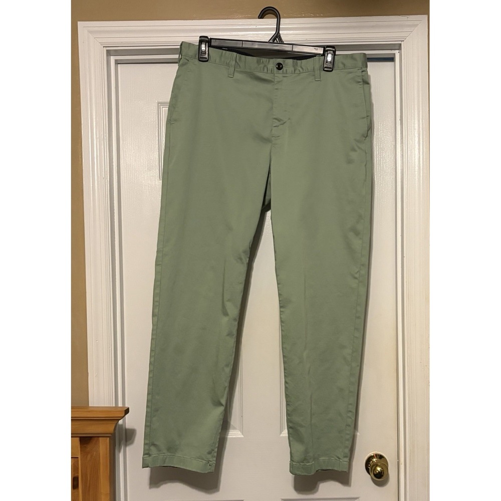 MENS Sage Green Chino Style Golf Pants, Size 38x32, The Savile Row Co. Size 38